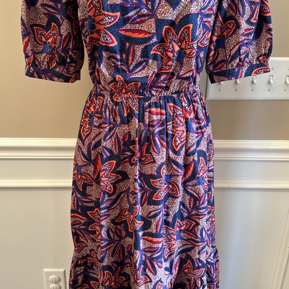 Gorgeous Evereve Floral Dress Size Small NWT - Picture 3 of 11